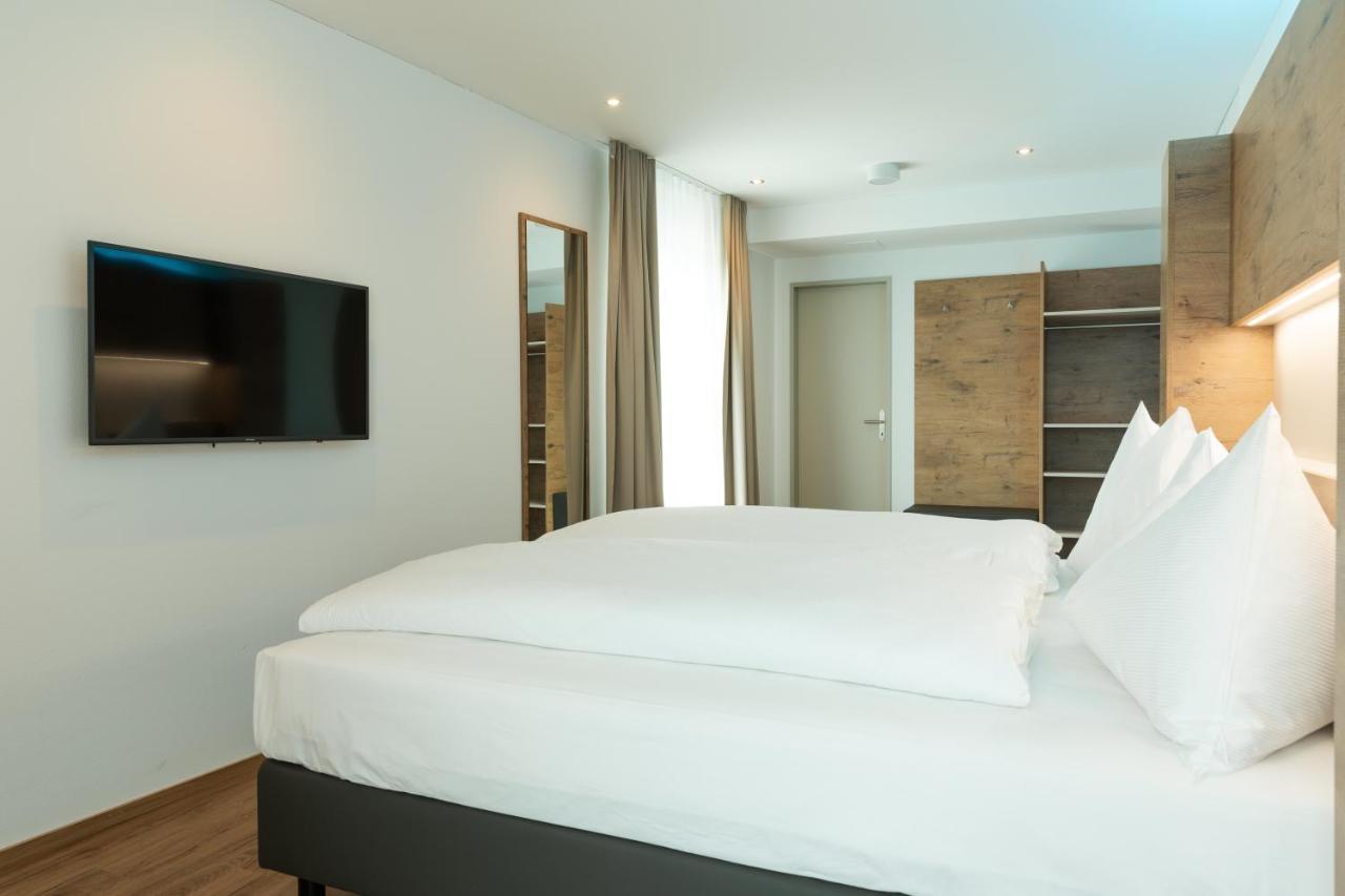 Deluxe Double Room,719423395:JPEG